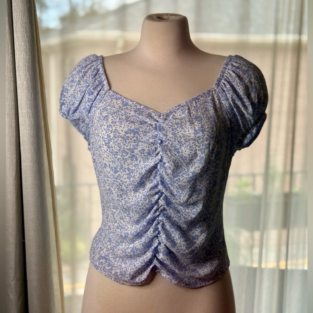 Sienna Sky Silver Blue Fitted Ruched Puff Sleeve Blouse